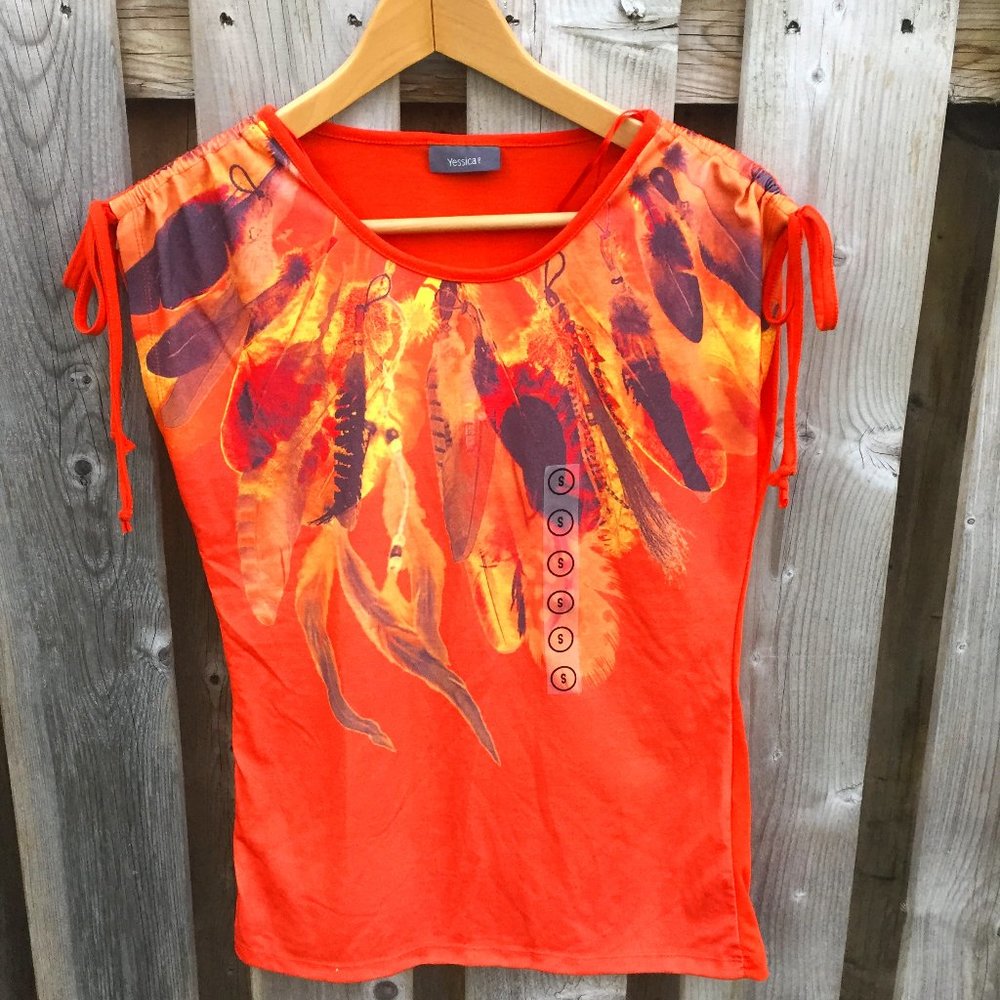 NWOT Yessica orange feather sleeveless top - S
